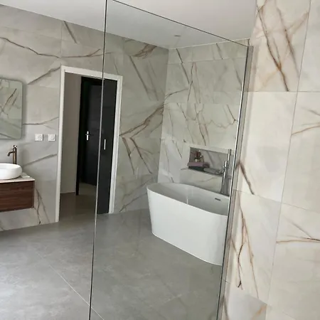 Lumiere Villa *